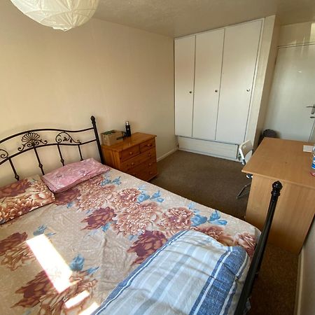 Two-Bedroom Flat Close To Uni & Shopping Center With Free Parking Coventry Zewnętrze zdjęcie